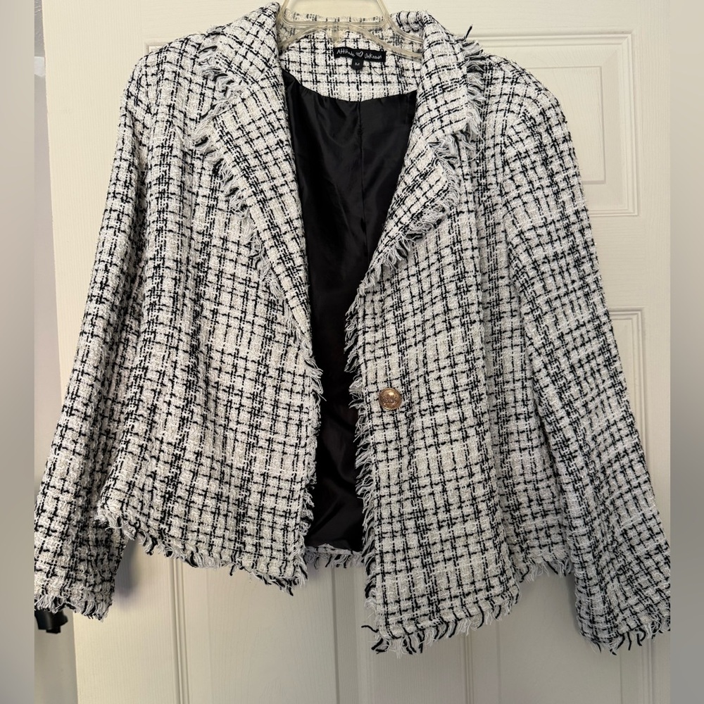 Elegant Black and White Tweed Blazer